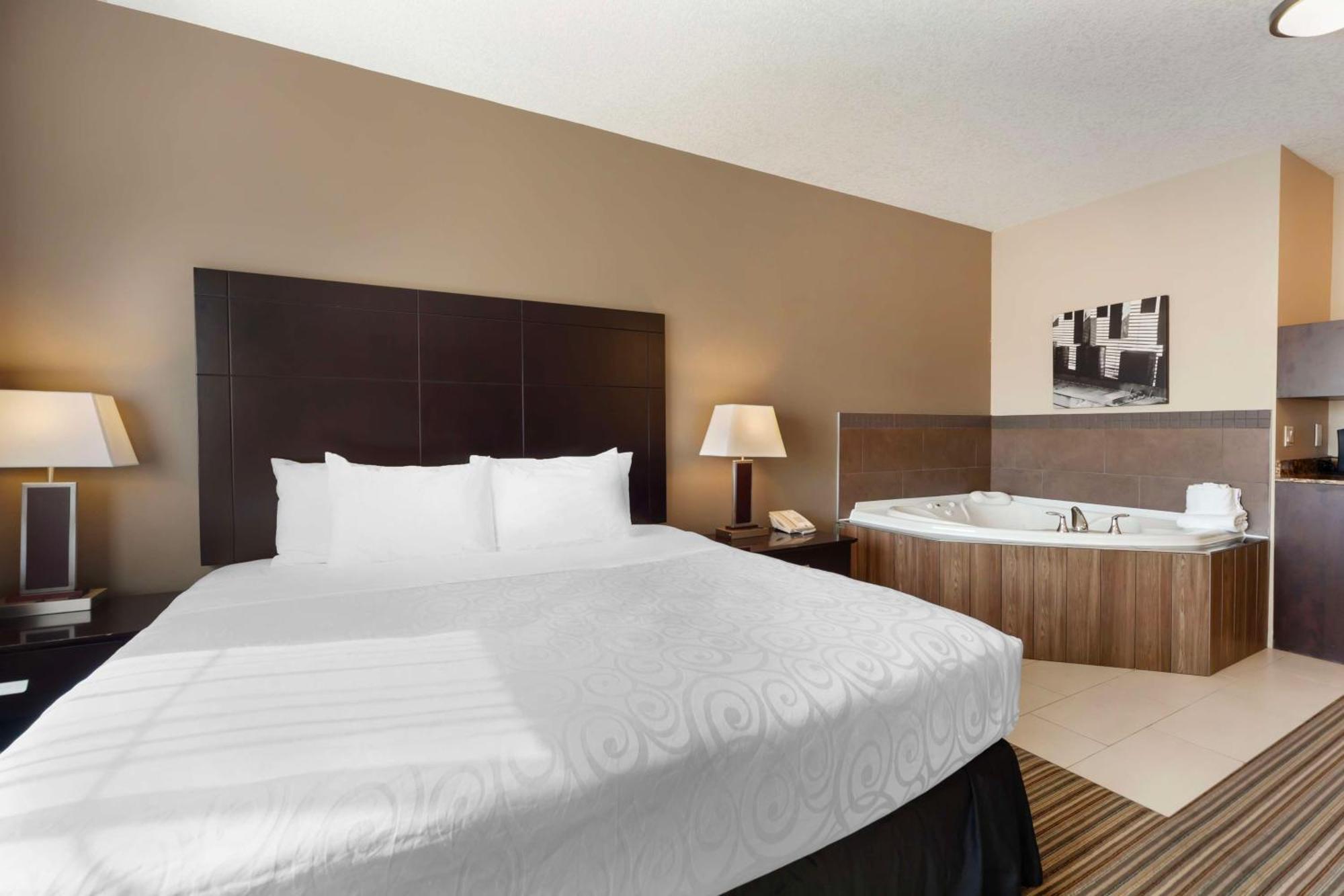 Best Western Plus Peace River Hotel & Suites Экстерьер фото