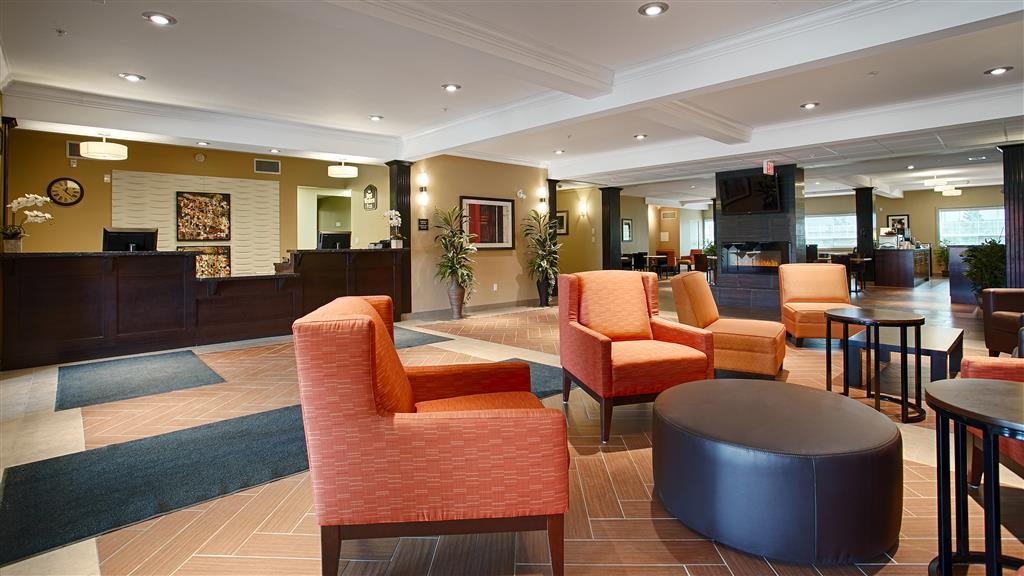 Best Western Plus Peace River Hotel & Suites Интерьер фото