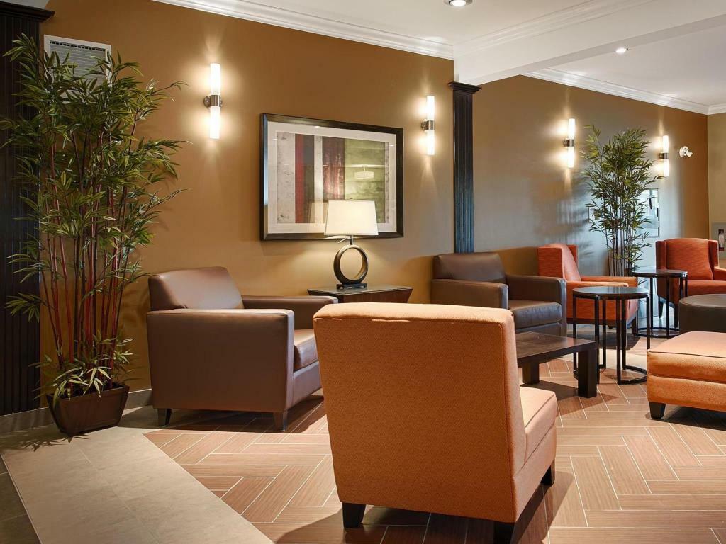 Best Western Plus Peace River Hotel & Suites Экстерьер фото